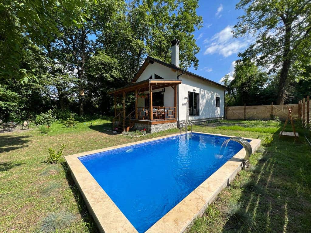Bungalow 2 1