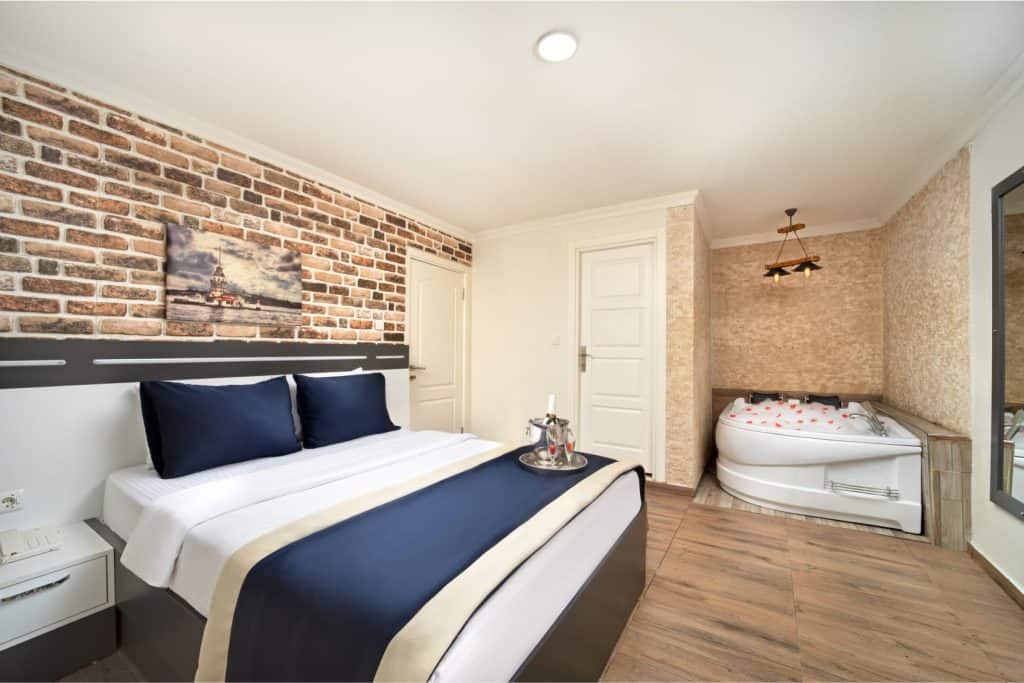 Zimmer mit Whirlpool