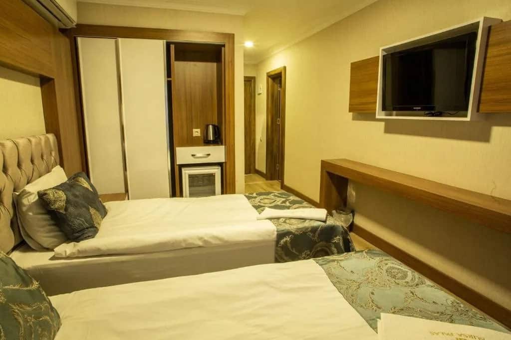 Connecting Quadruple Room