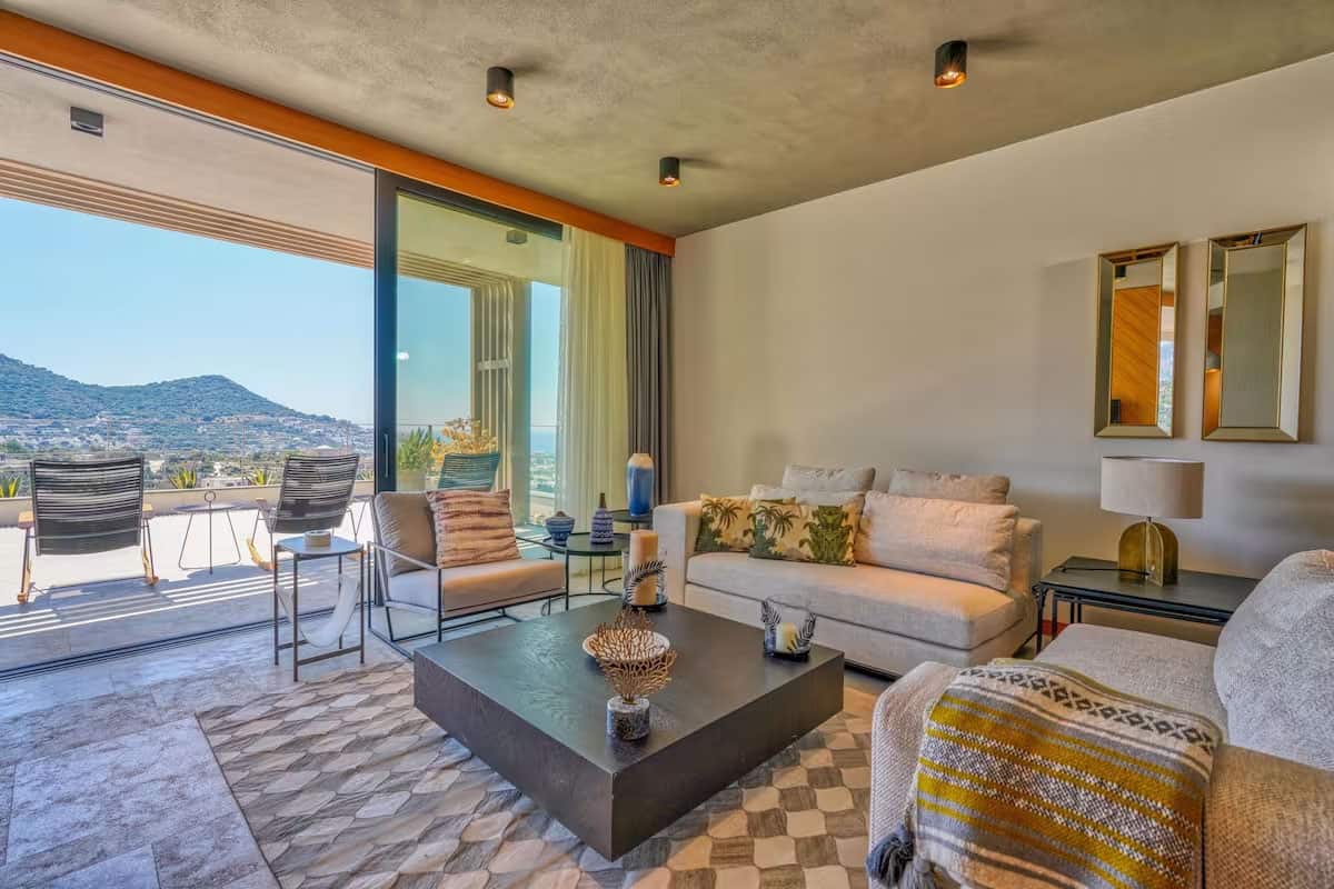Residenz 3+1 mit großem Terrasse und Meerblick