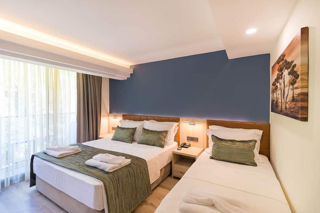 Triple Room