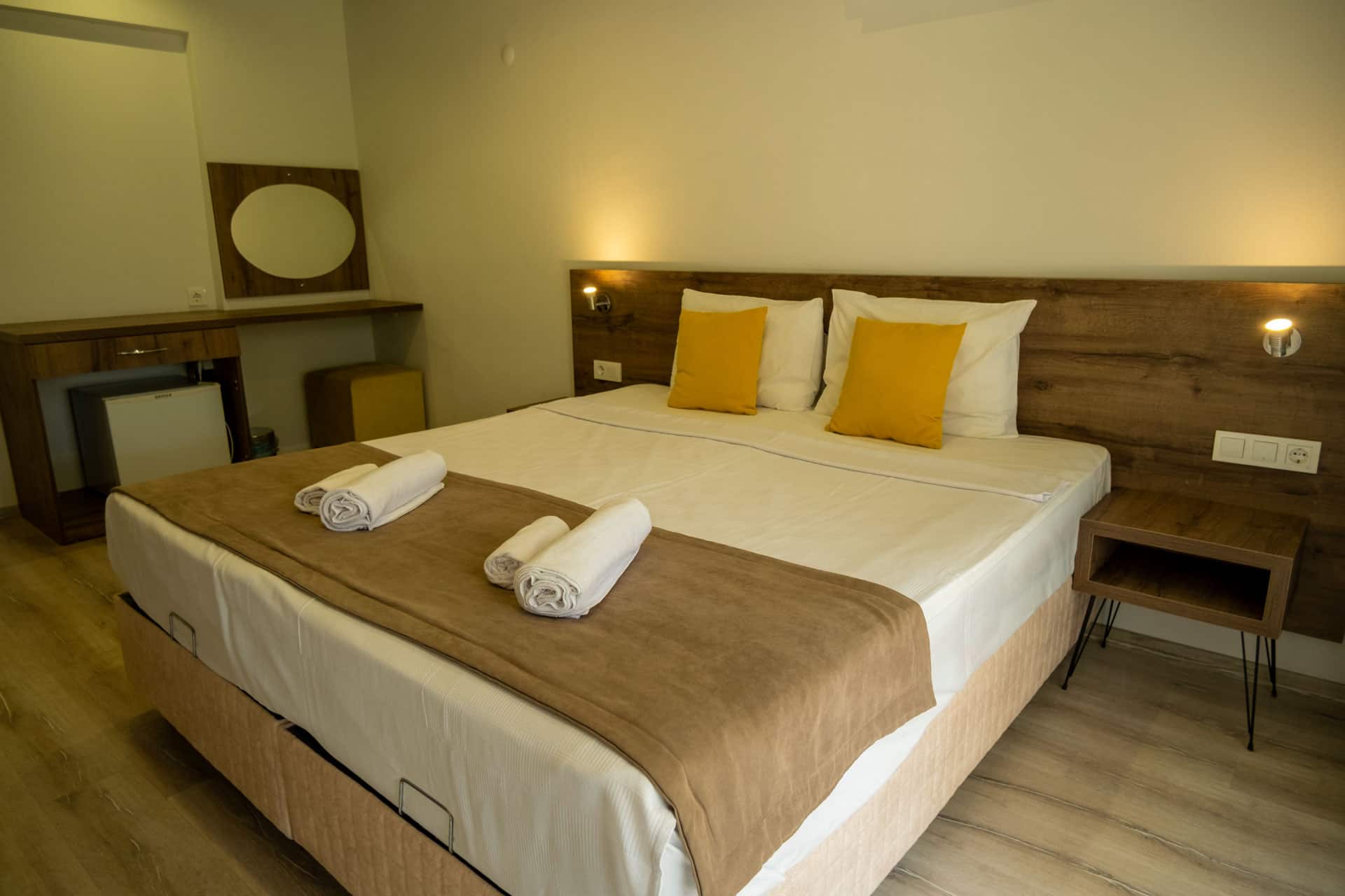 Garden Floor Room