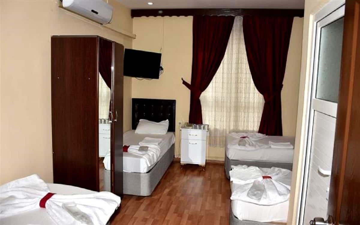 Standard-Vierbettzimmer