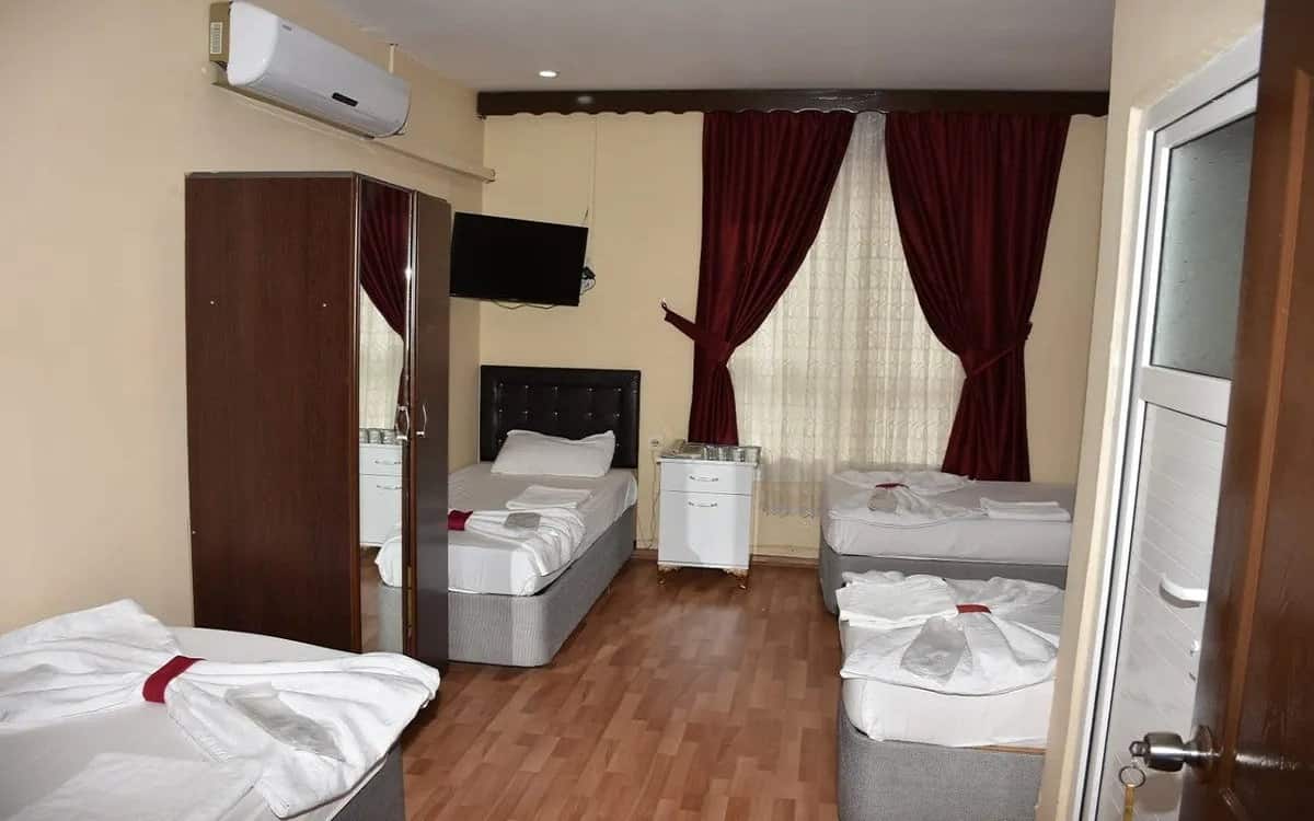 Standard-Vierbettzimmer