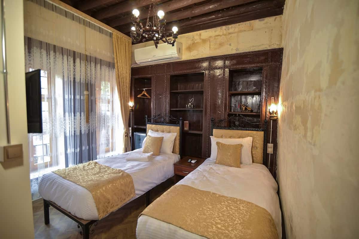 Doppelzimmer mit getrennten Betten