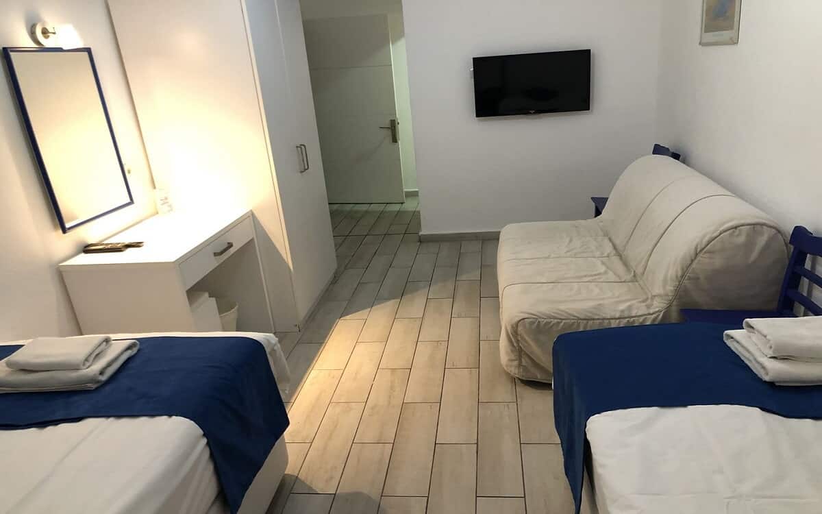 Standard-Vierbettzimmer