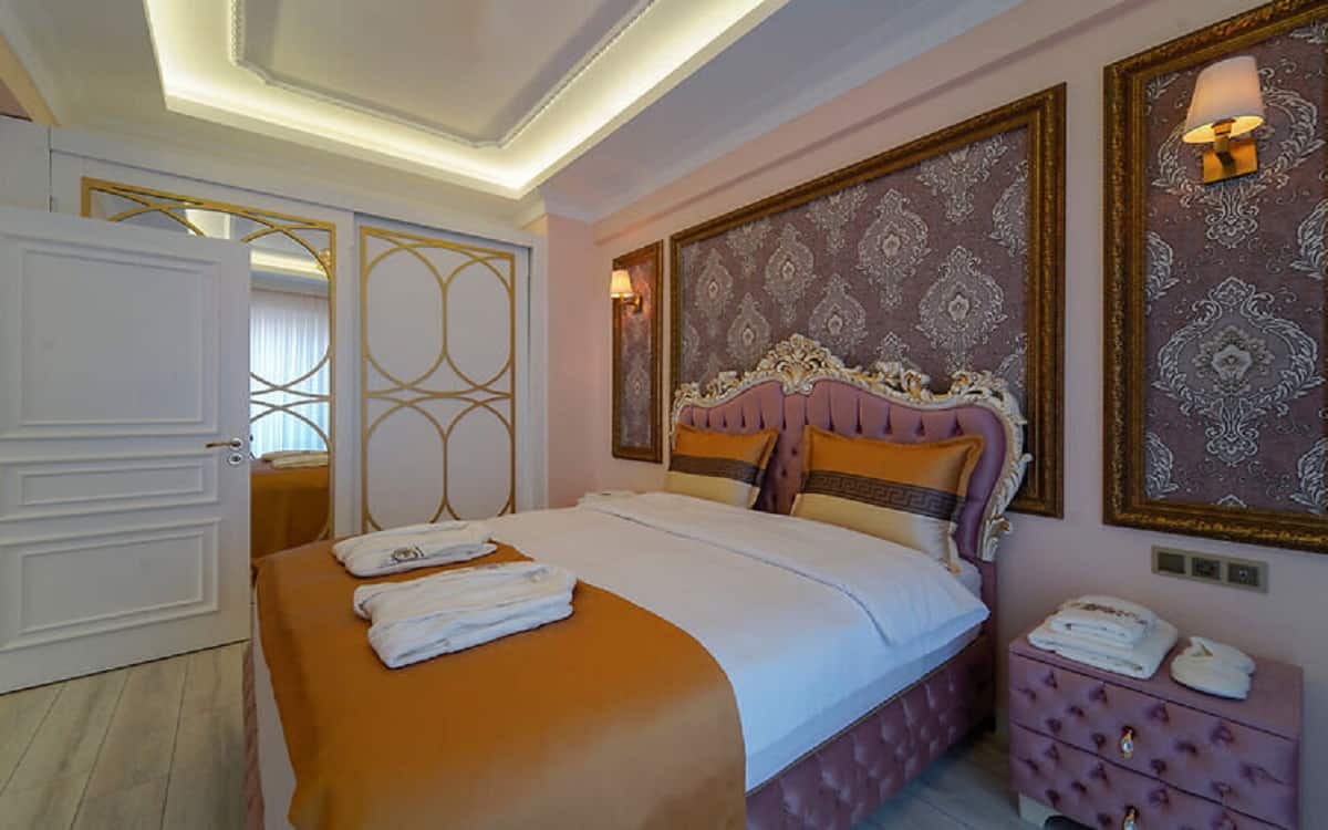 King Suite Room