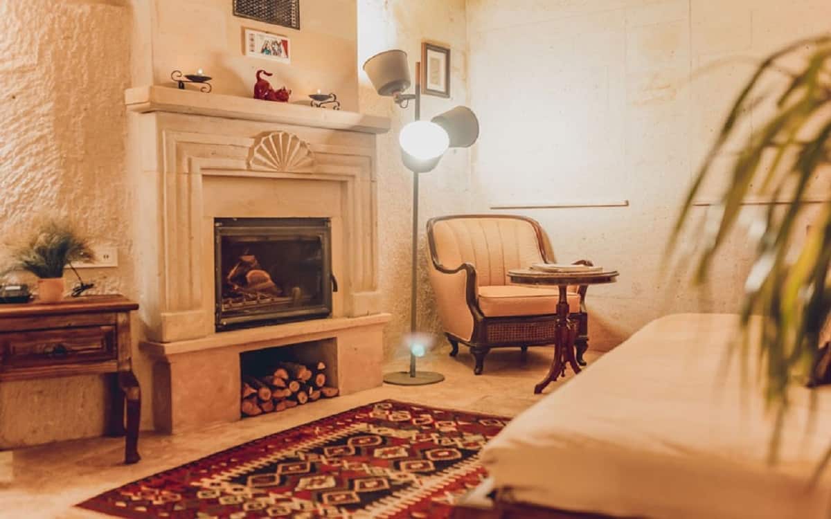 Saturn (with Fireplace & Turkish Bath)