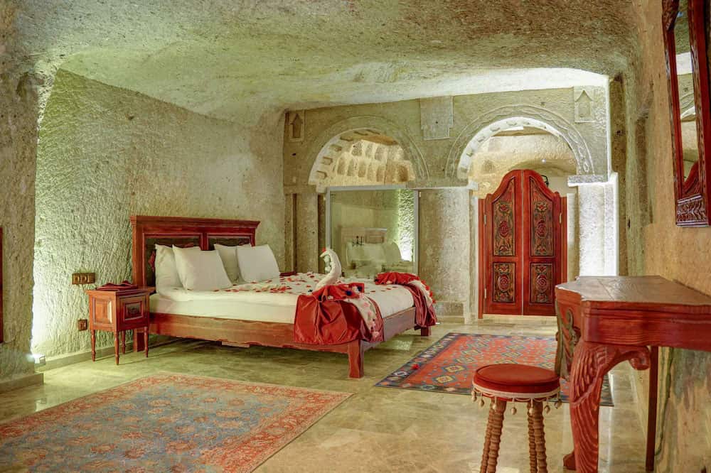 Room with Pool