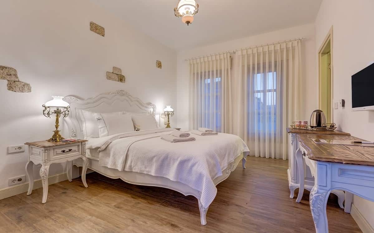 Zimmer mit Erker