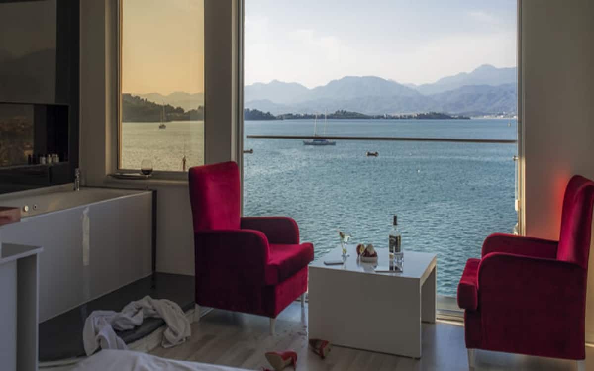 Zimmer mit Whirlpool