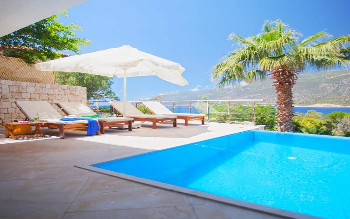 The-Pool-Haus (3+1)
