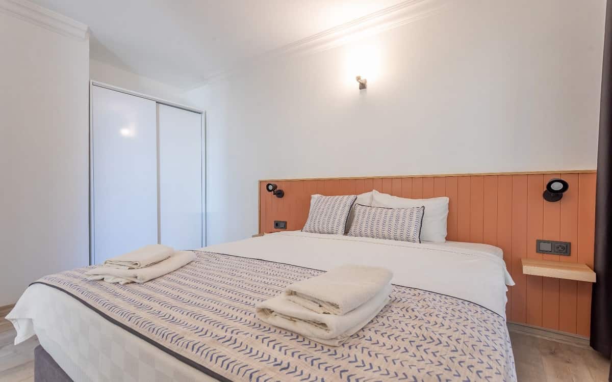 Bella-Economy-Zimmer 1+1