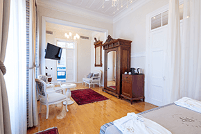 VIP-Suite mit Balkon