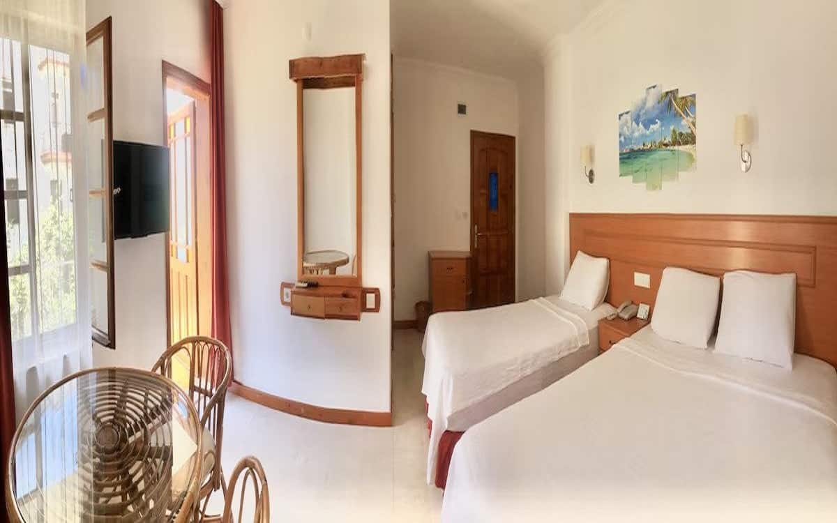 Doppelzimmer mit getrennten Betten