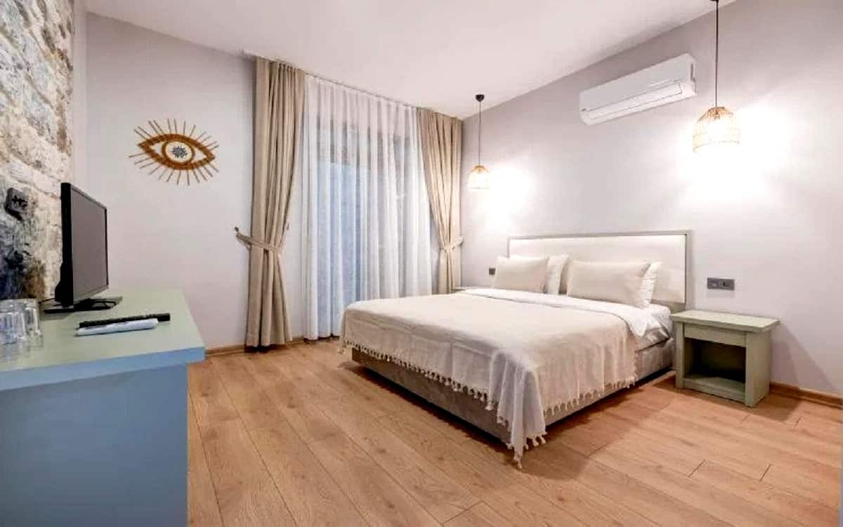 Zimmer, seitlicher Meerblick