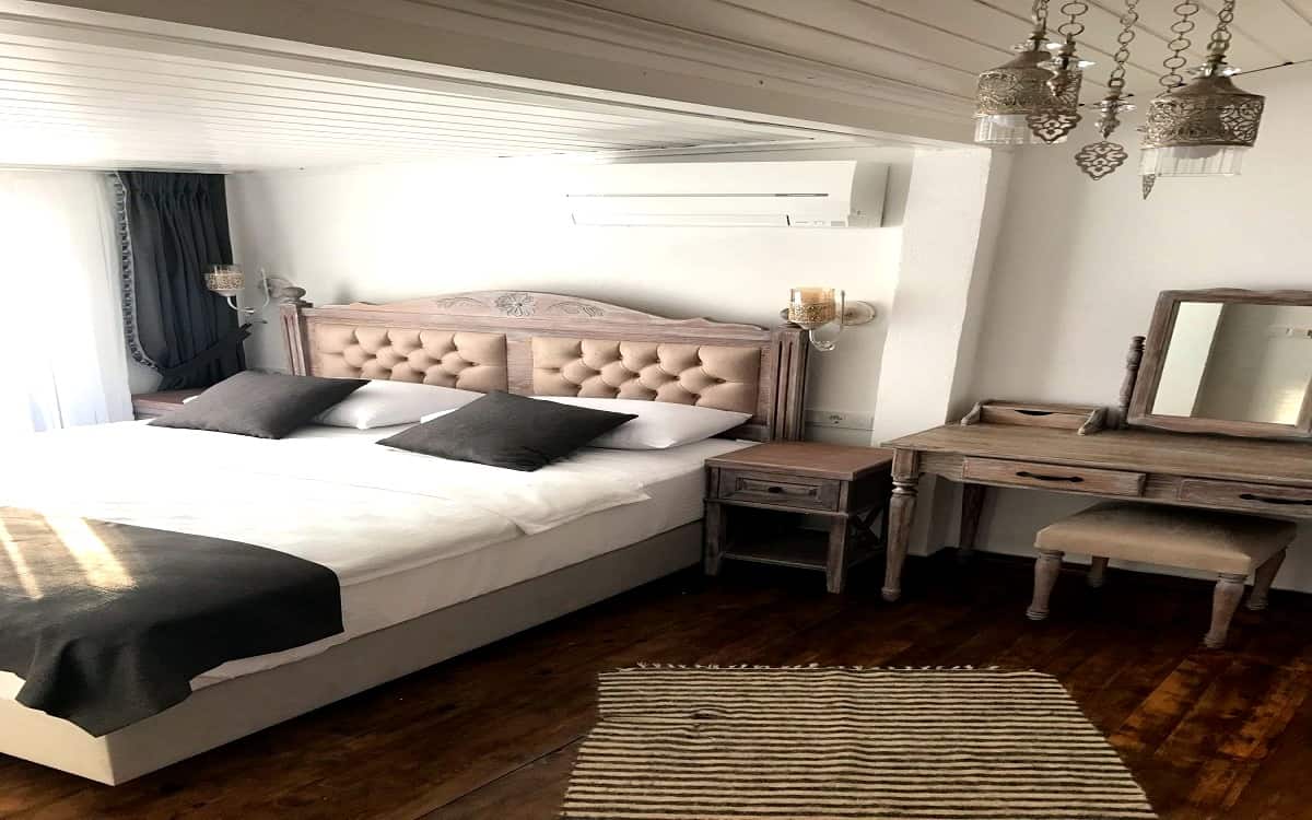 Zimmer mit Balkon, Meerblick