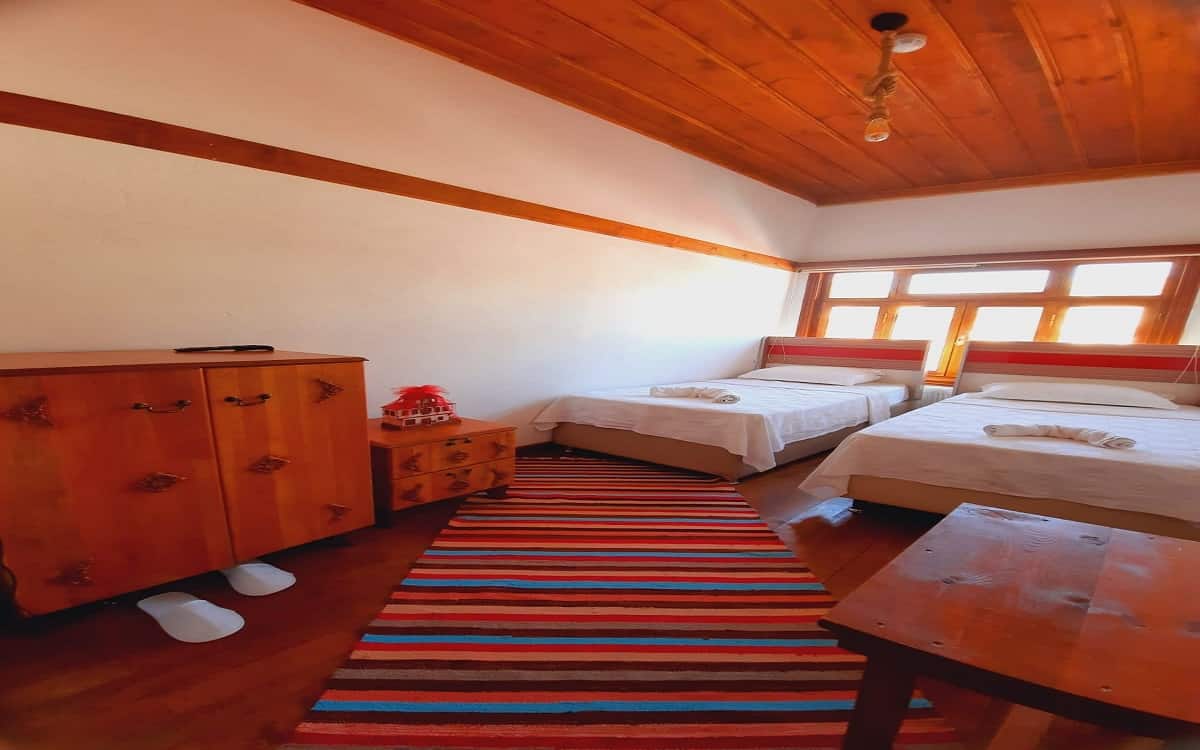 Doppelzimmer mit getrennten Betten