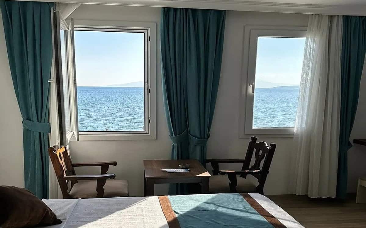 Zimmer ohne Balkon, Meerblick