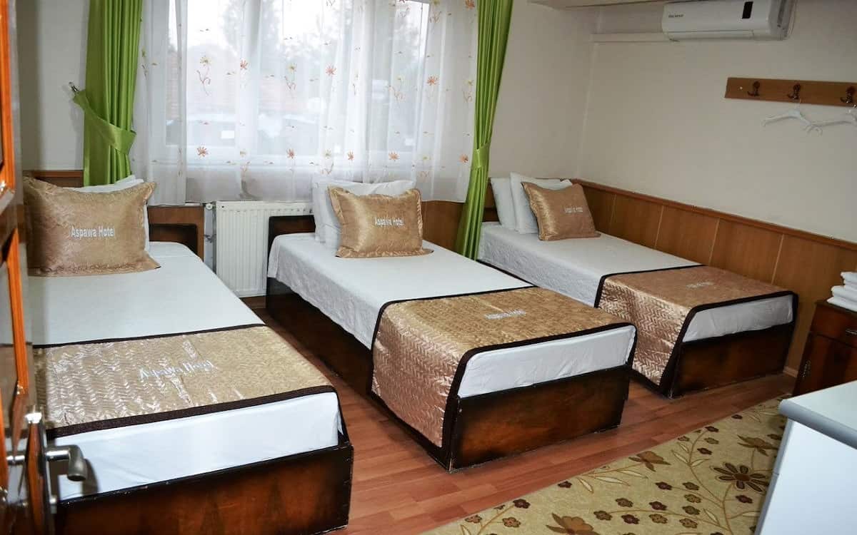 Standard-Dreibettzimmer