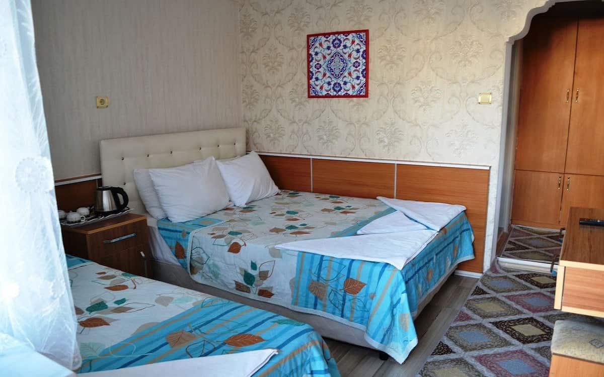 Doppelzimmer mit getrennten Betten