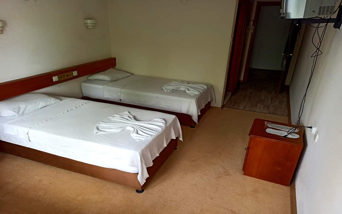 Doppelzimmer mit getrennten Betten