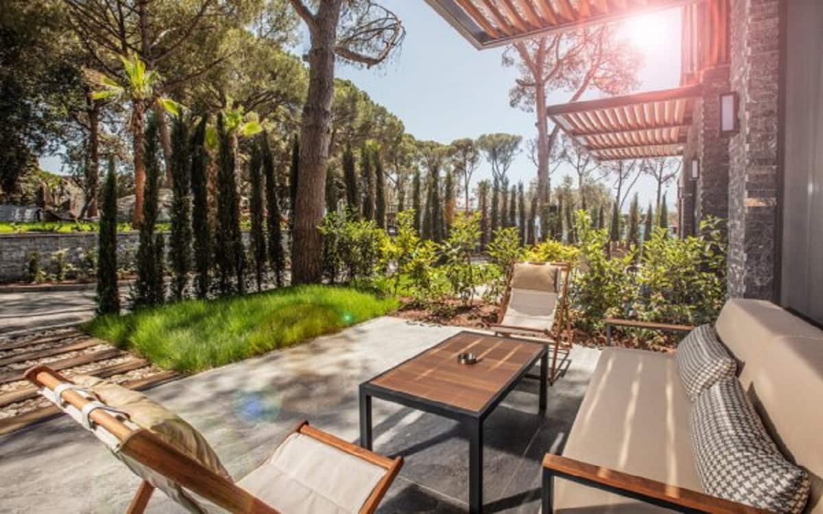 Grande chambre deluxe avec terrasse sur jardin