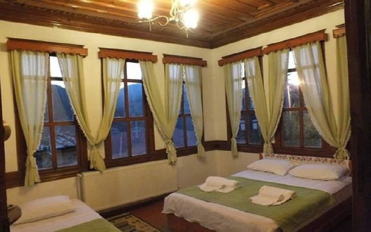 Standard-Dreibettzimmer