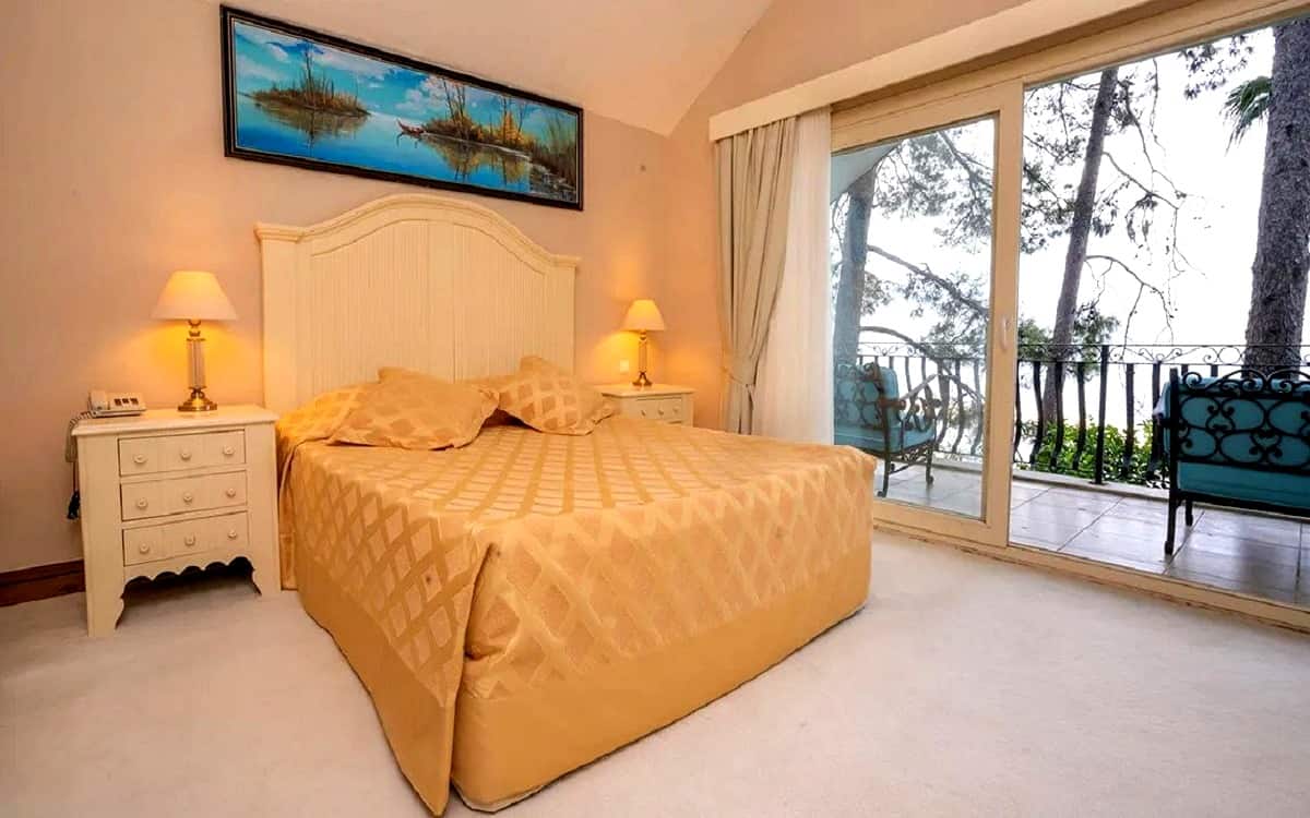 Rosenzimmer 2