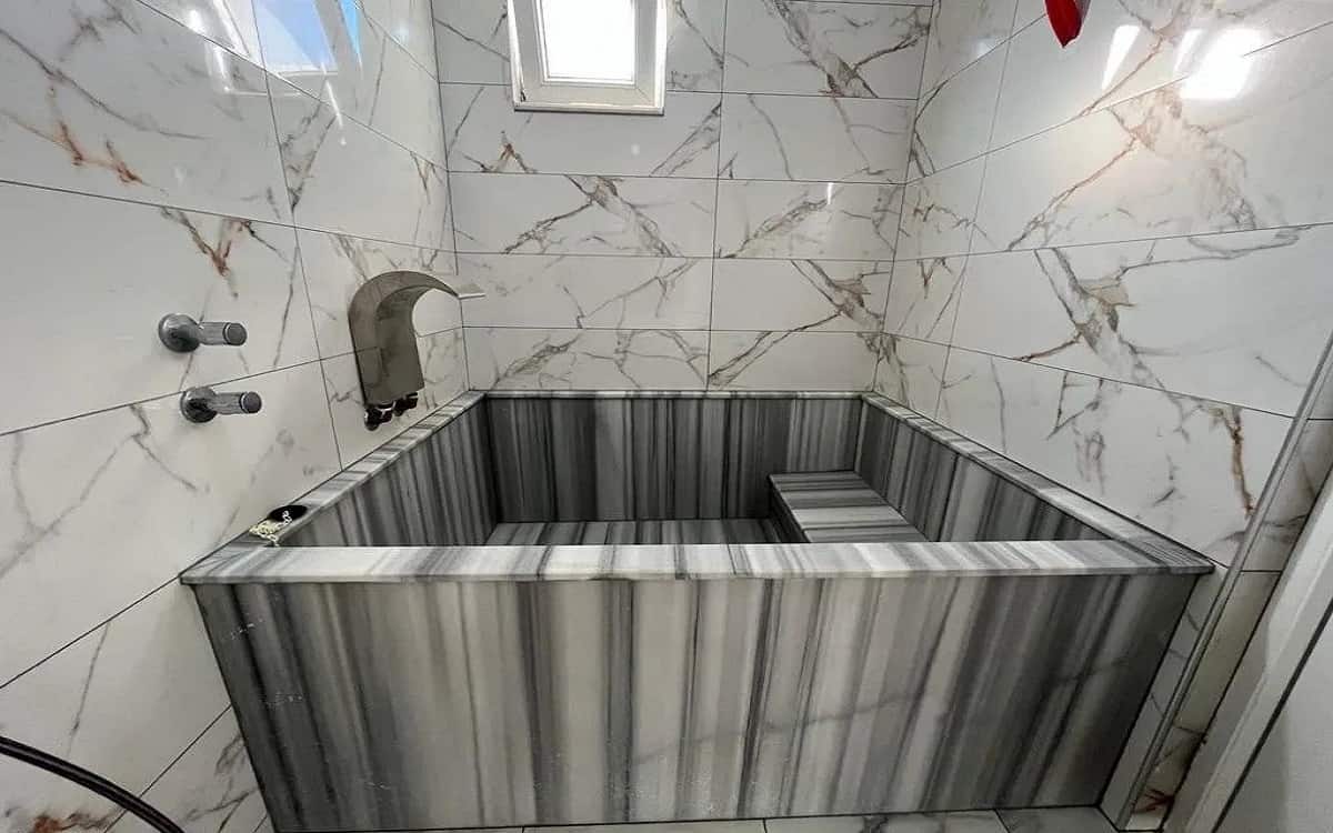 Zimmer mit Pool