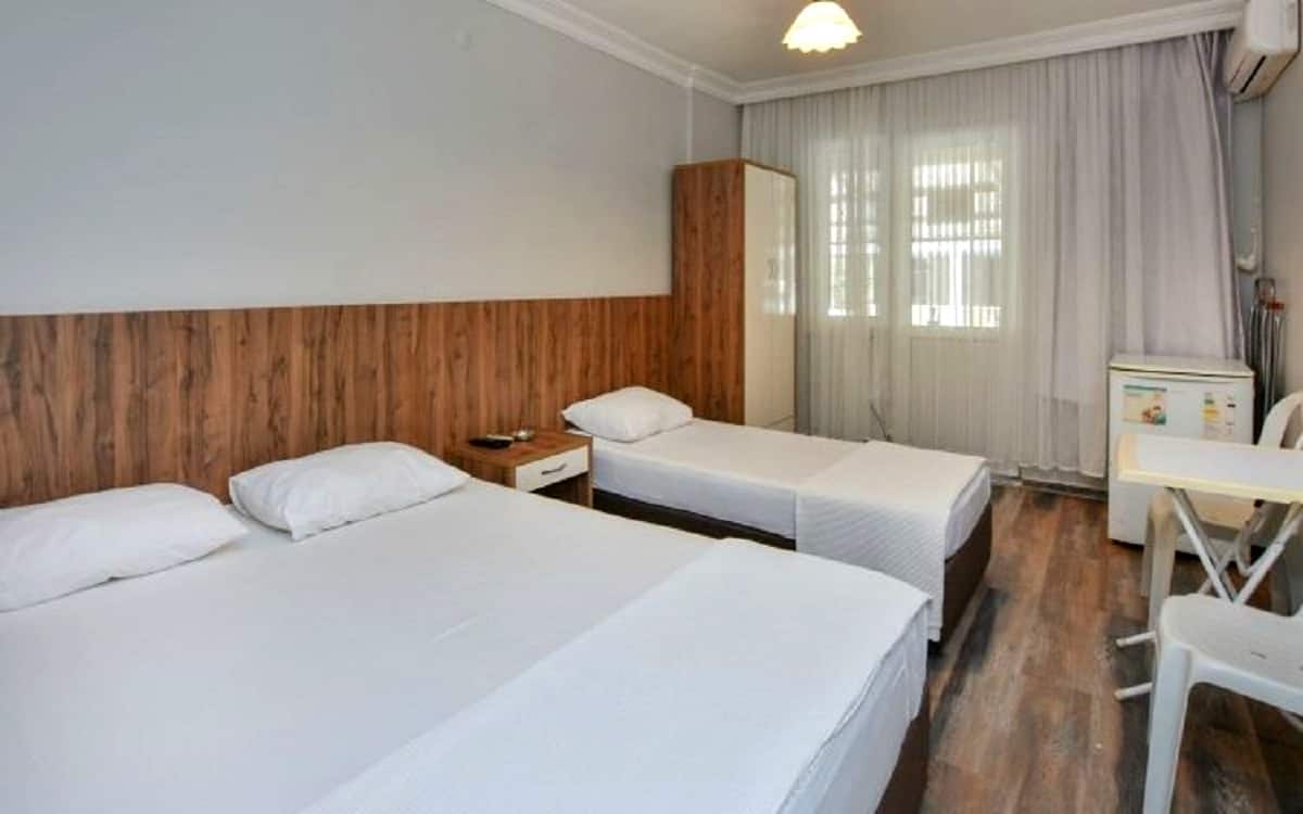 Standard-Dreibettzimmer