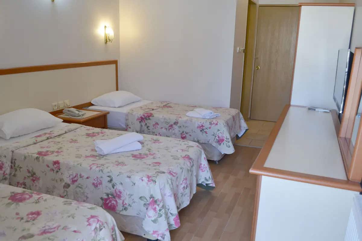 Standard-Dreibettzimmer