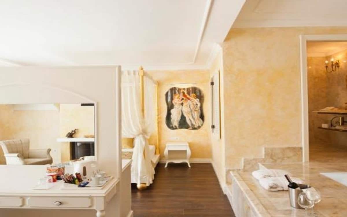 Room with Jacuzzi