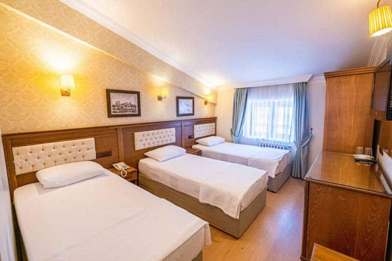 Deluxe-Dreibettzimmer