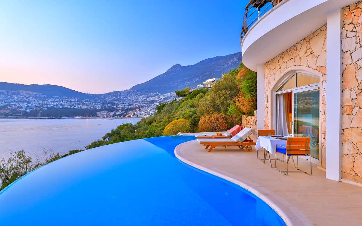 Zimmer mit Pool