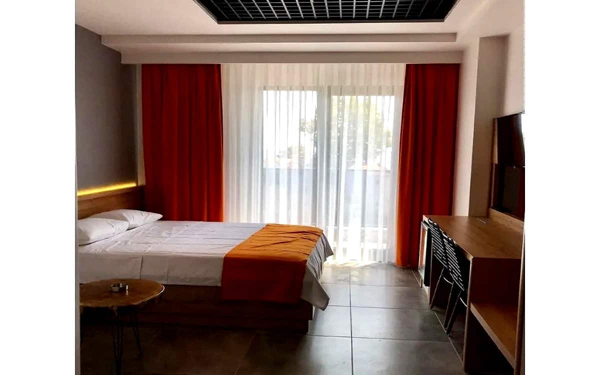 Zimmer mit Balkon, Meerblick
