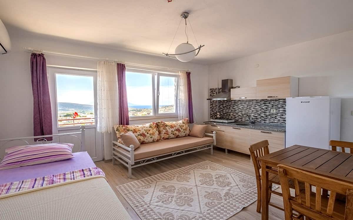 Zimmer mit Balkon, Meerblick