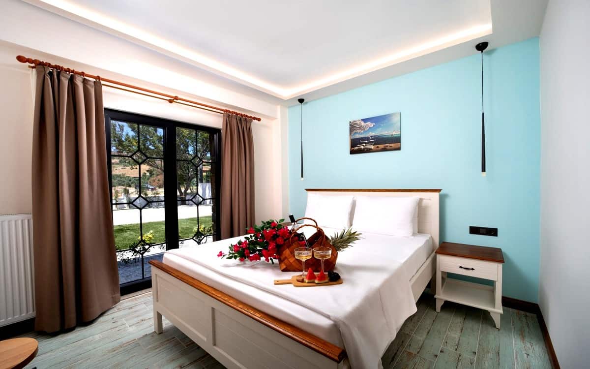Geräumiges Zimmer mit Balkon