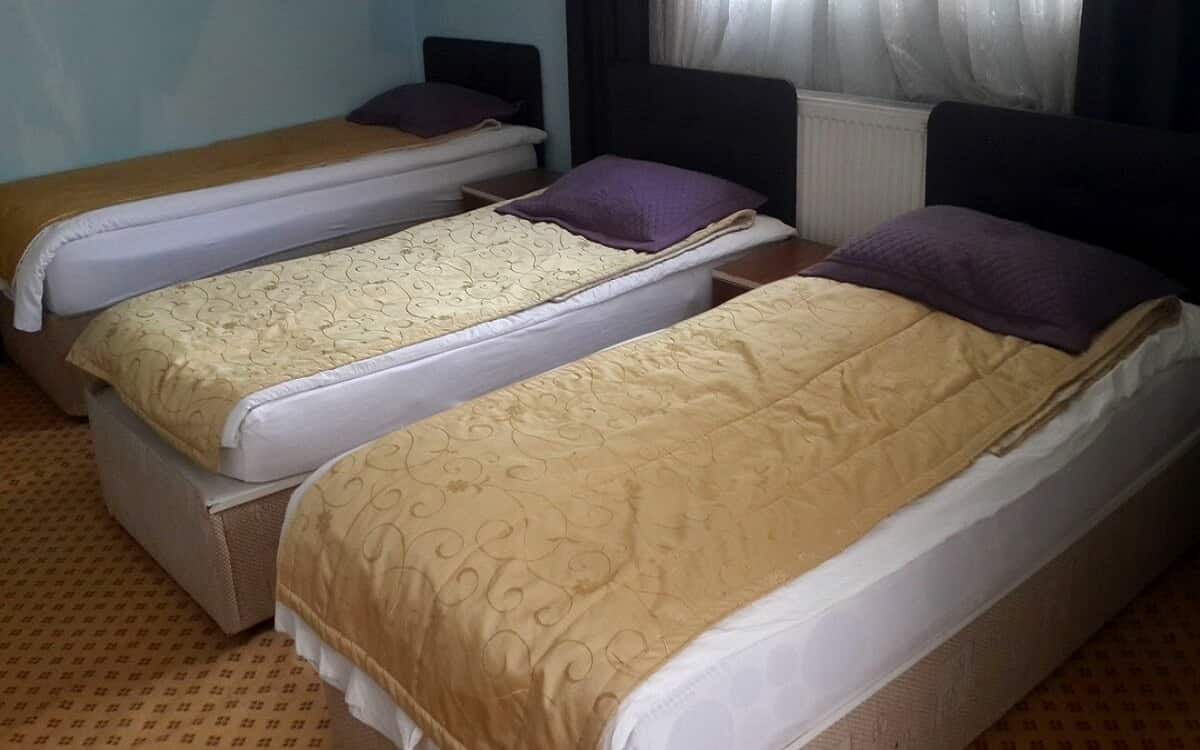 Standard-Dreibettzimmer