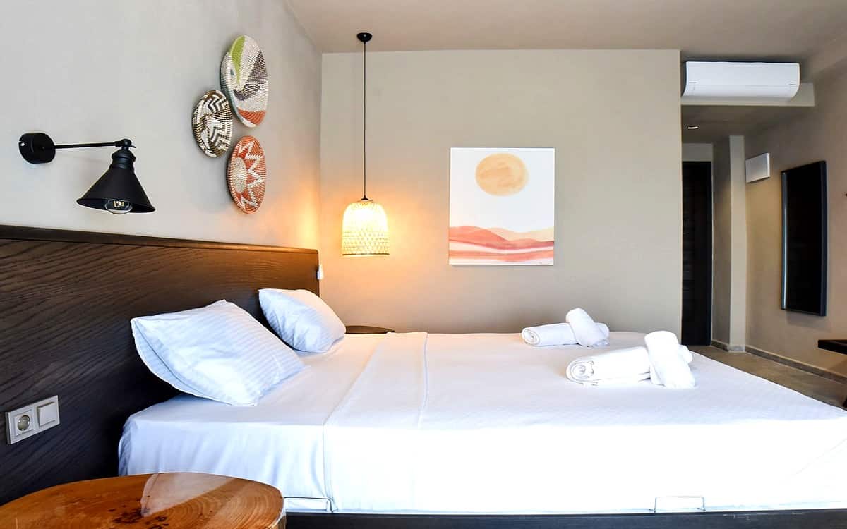 Standard-Doppel- oder Zweibettzimmer