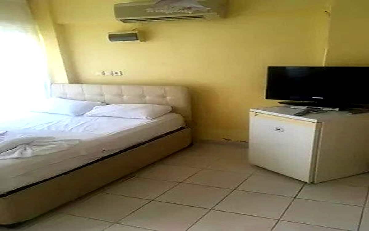 Apartment 1 1