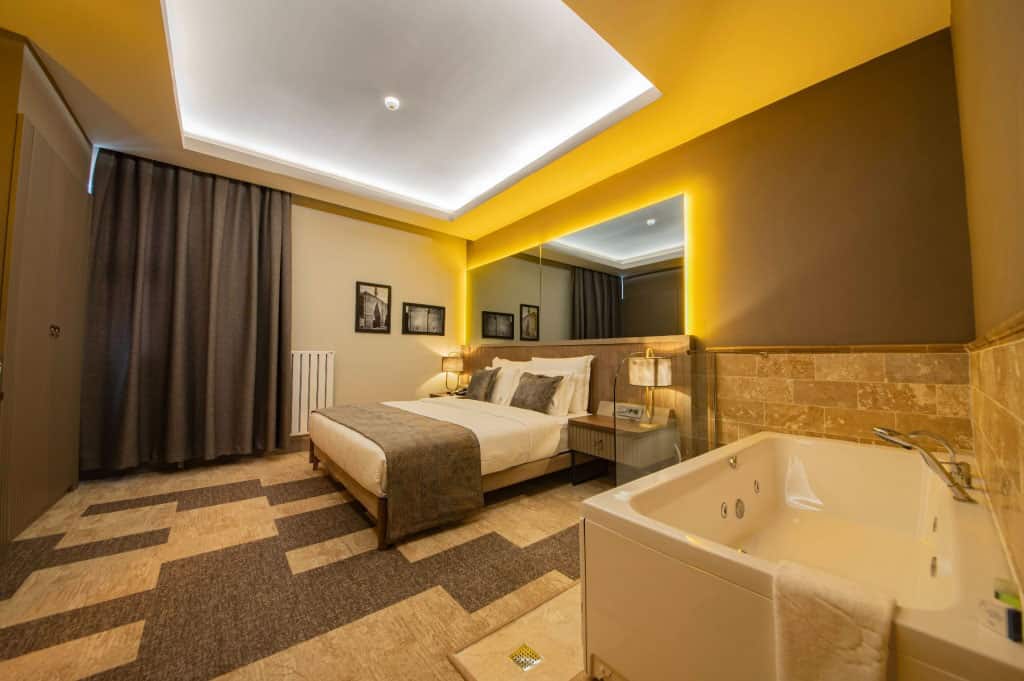 Family Connecting Suite