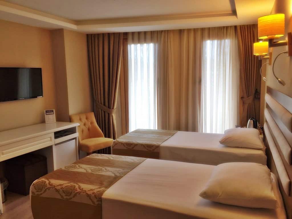 Double Room with Separate Beds