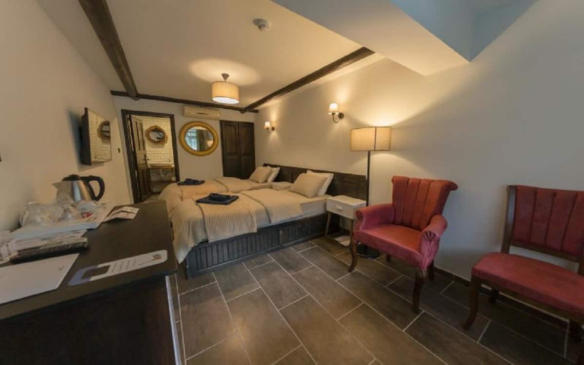 Doppelzimmer mit getrennten Betten
