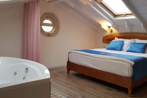 Zimmer mit Whirlpool