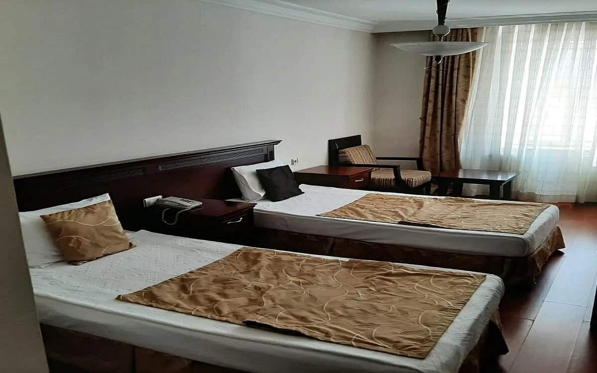 Doppelzimmer mit getrennten Betten