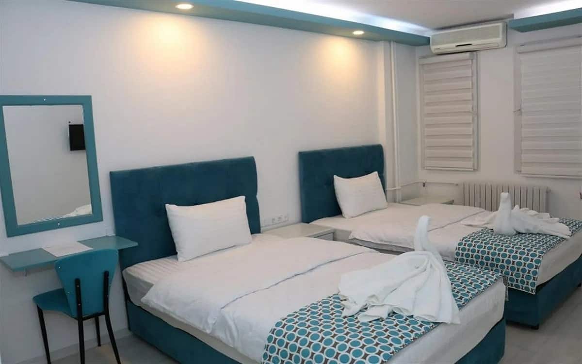 Doppelzimmer mit getrennten Betten