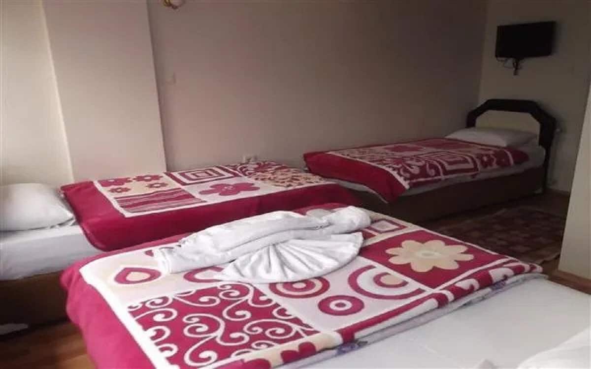Standard-Dreibettzimmer