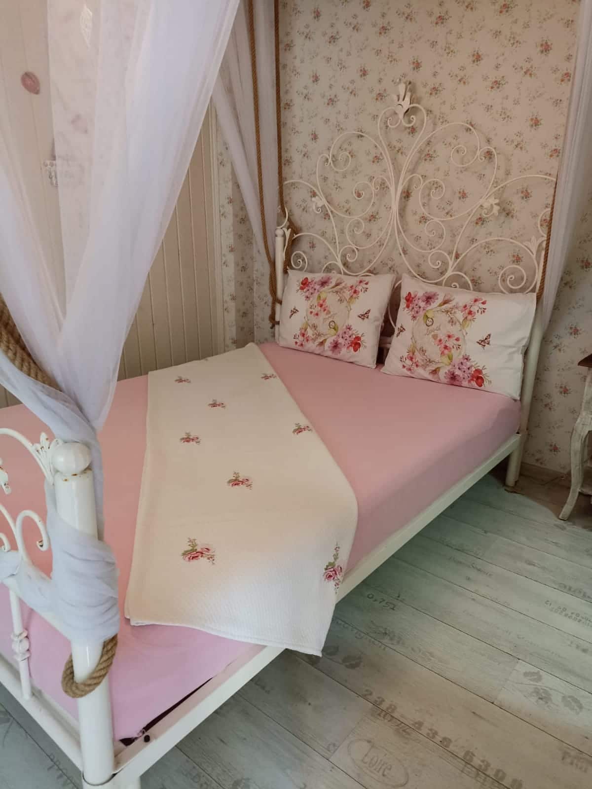 Room without Balcony