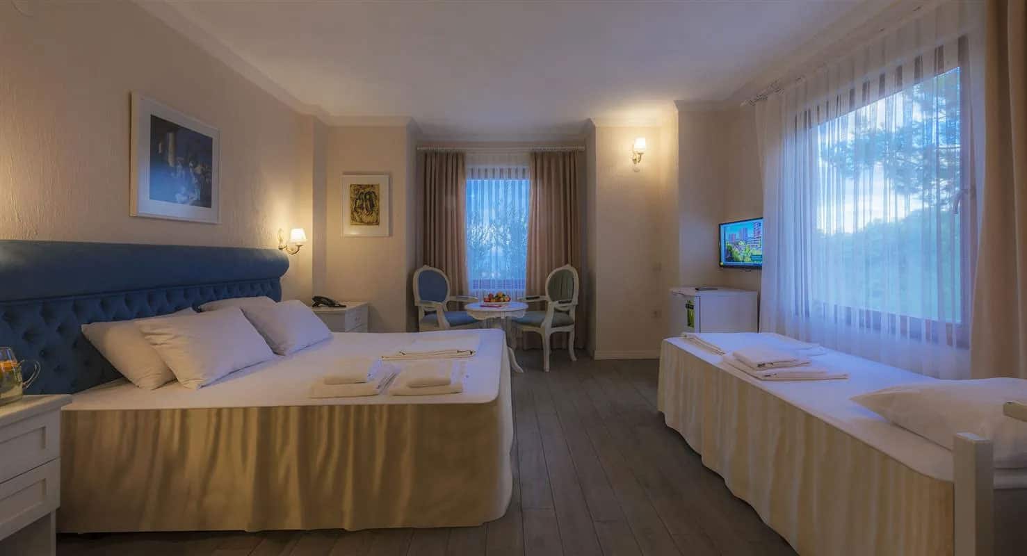 Dreibettzimmer